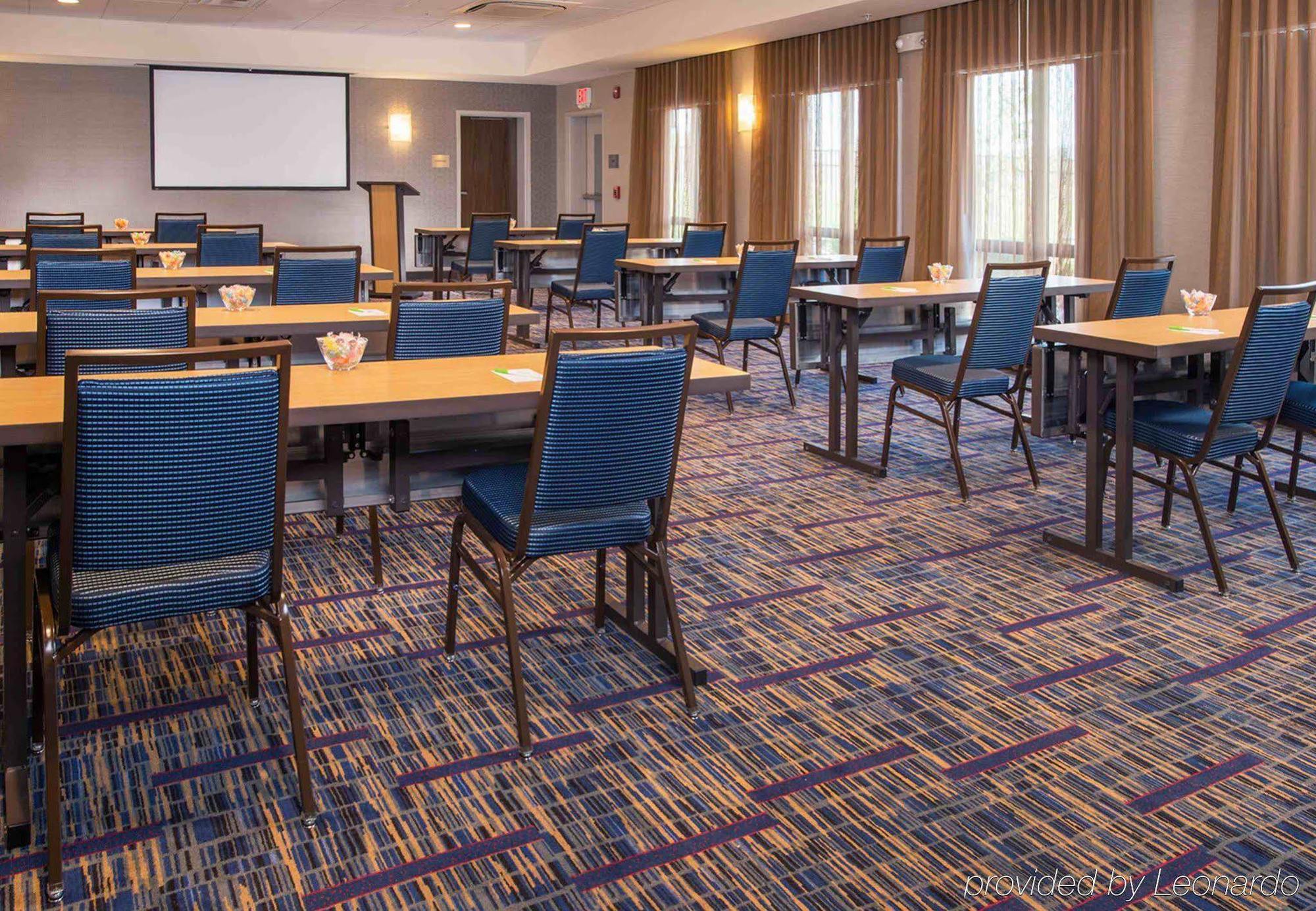 Courtyard By Marriott Shippensburg Hotel Exterior photo